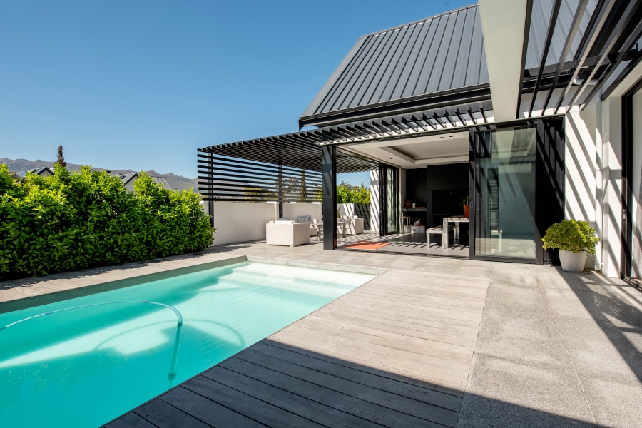 5 Bedroom Property for Sale in Val De Vie Estate Western Cape